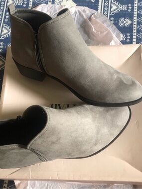 NWT Just Fab boots/booties, Women’s size 11